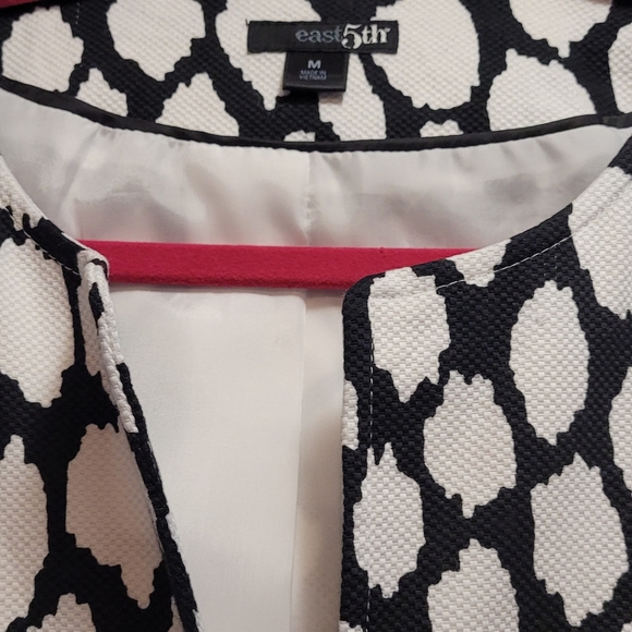 Beautiful jacket size M - Picture 3 of 4